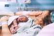 Bonding Phase in Ruhe mit dem Neugeborenen